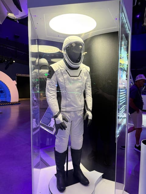 undefined Gallery Image 1