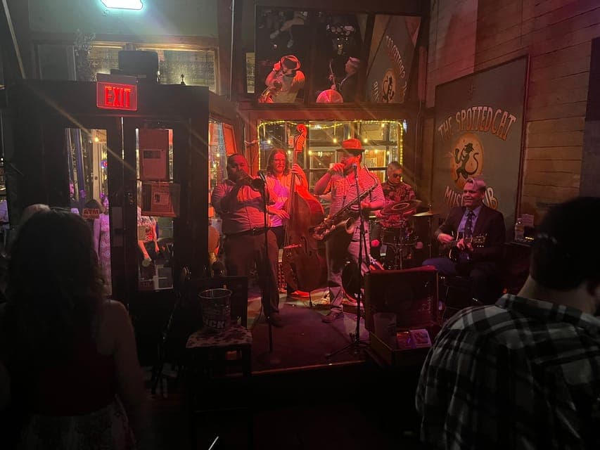 undefined Gallery Image 1