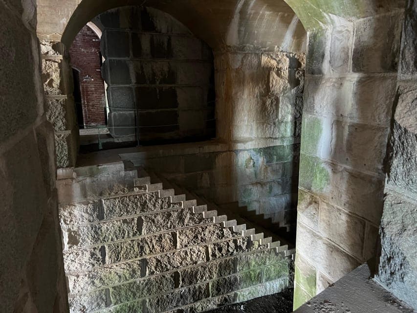 undefined Gallery Image 3