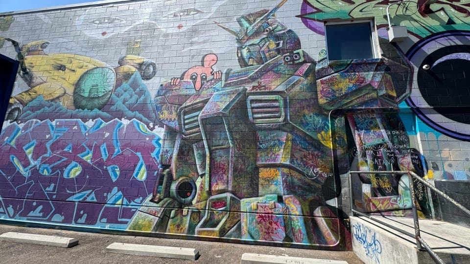 undefined Gallery Image 4