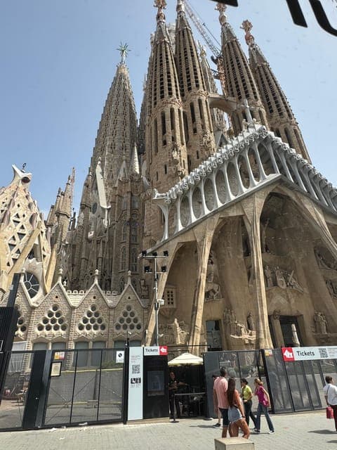 undefined Gallery Image 2