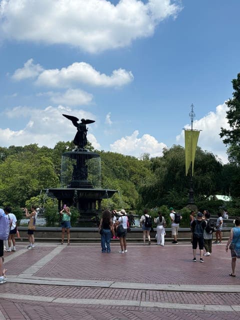 undefined Gallery Image 4