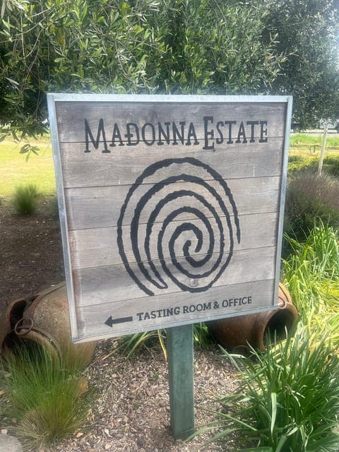 undefined Gallery Image 1