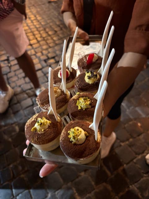 undefined Gallery Image 4