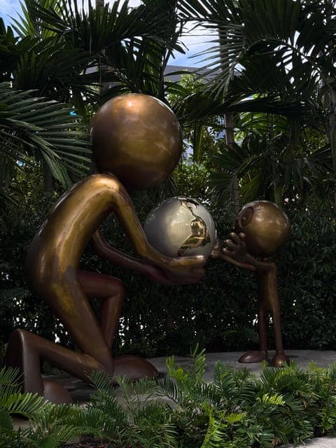 undefined Gallery Image 1