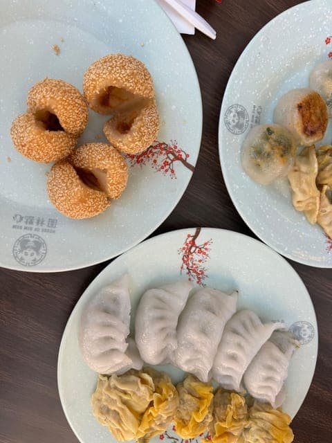 undefined Gallery Image 3