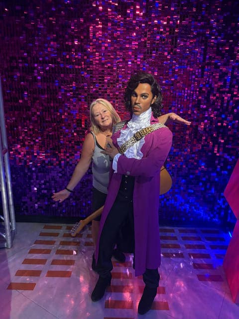 undefined Gallery Image 4