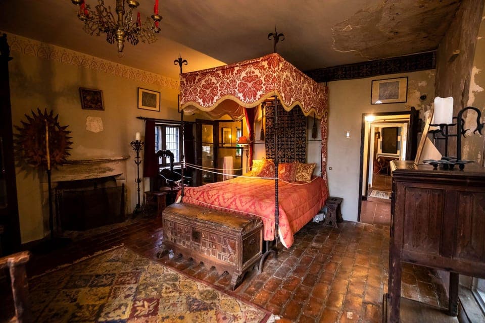 Day Trip from Boston: Explore Hammond Castle Museum Gallery Image 3