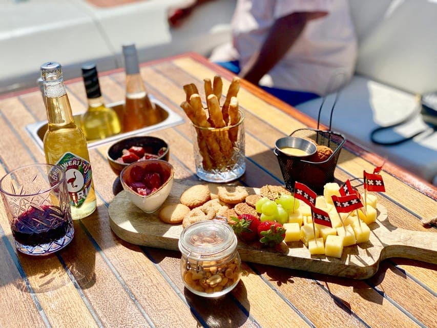 Amsterdam Small-Group Canal Cruise Including Snacks/Drinks Gallery Image 3