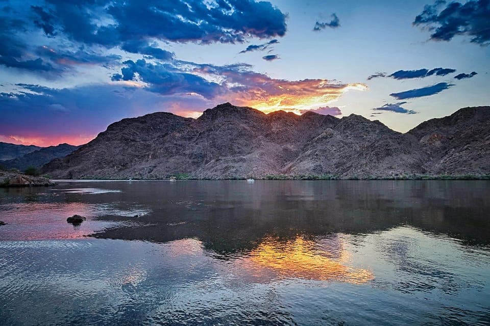 Willow Beach: Emerald Cave Sunset Tour w/ Campfire & Dinner Gallery Image 3