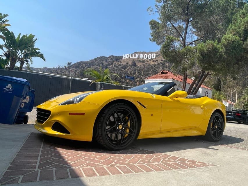 Hollywood: 30 min Hollywood Sign Ferrari Tour Gallery Image 3