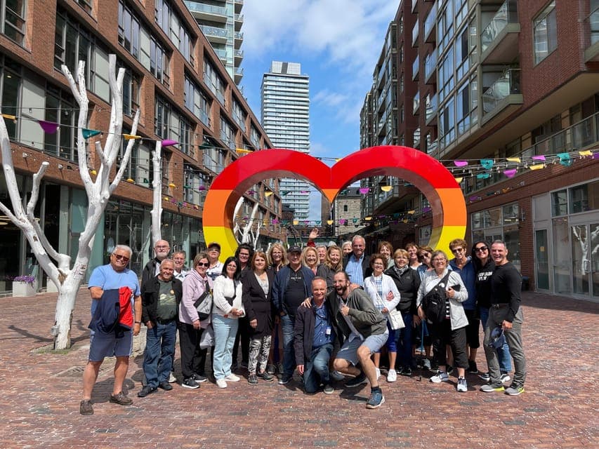 Bus or Walking City Tour in English or French Gallery Image 3