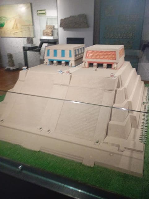 Tula, Tlatelolco, & Tenayuca Day Trip Gallery Image 4