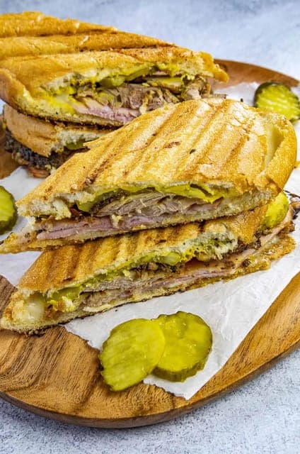 Little Havana Cuban Food and Culture Walking Tour Gallery Image 3