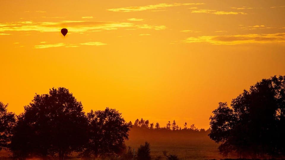 Fly over Teotihuacan in a hot air balloon Gallery Image 3