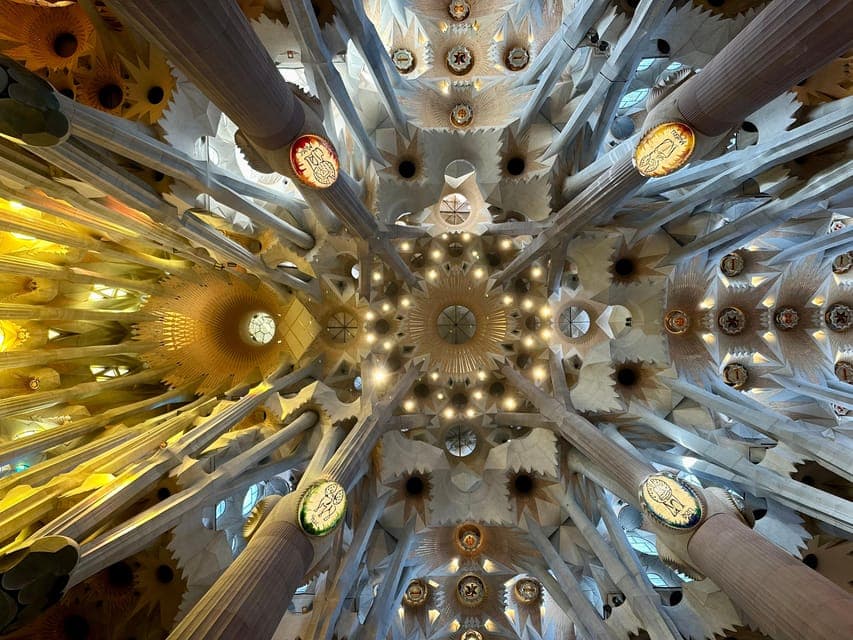 Sagrada Familia Guided Tour with Towers Access Gallery Image 3