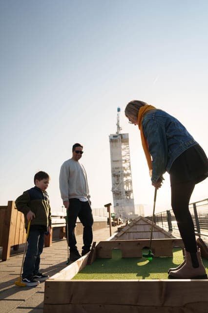 Outdoor mini golf in Montreal Gallery Image 4