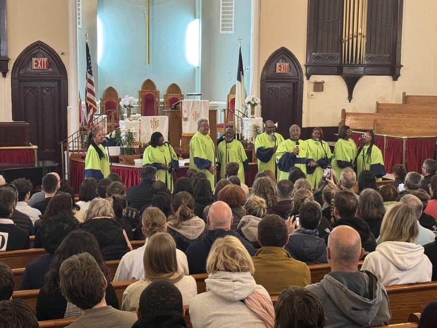 3. Harlem Gospel Live Music Concert - Image 3