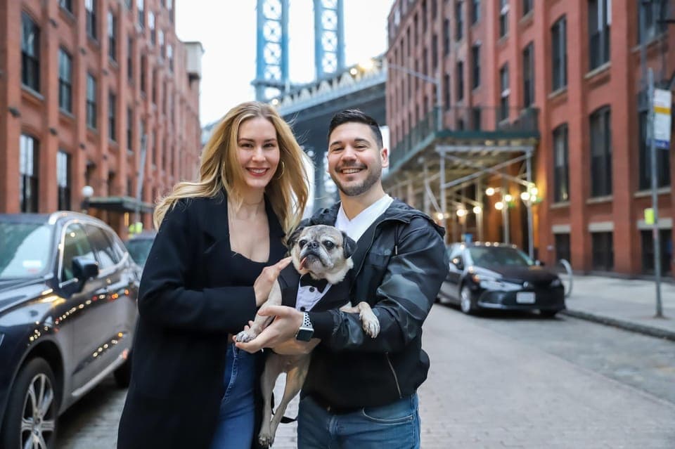 1-hour Photoshoot in Iconic Locations Gallery Image 2