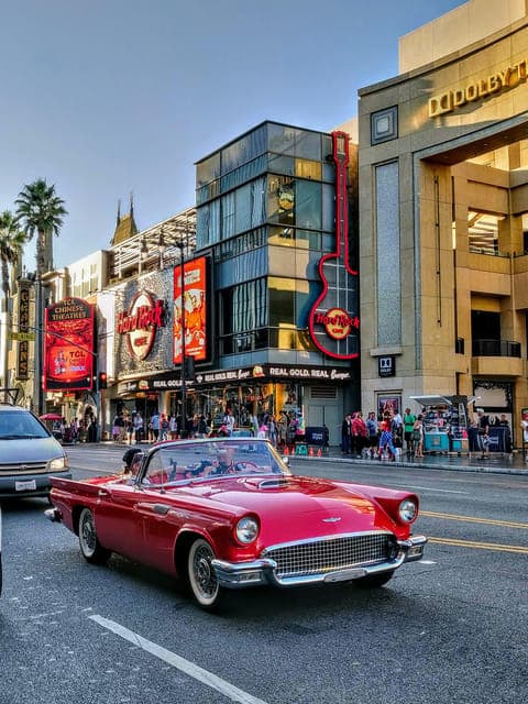 Stardust & Hollywood Secrets Time-Travel Tour - Image 4
