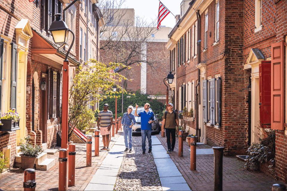 History, Highlights & Revolution Walking Tour Gallery Image 3