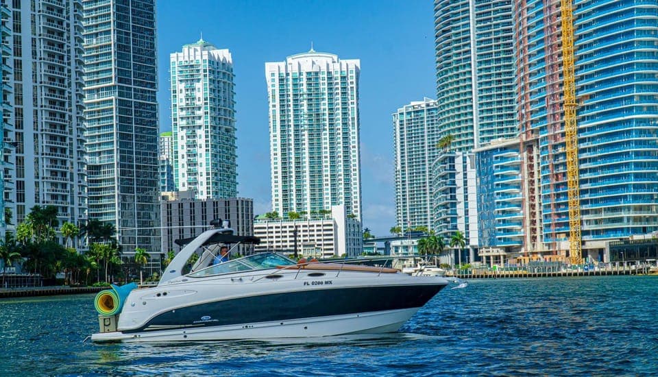 Miami: Private Boat Cruise & Guided Scenic Tour Gallery Image 3