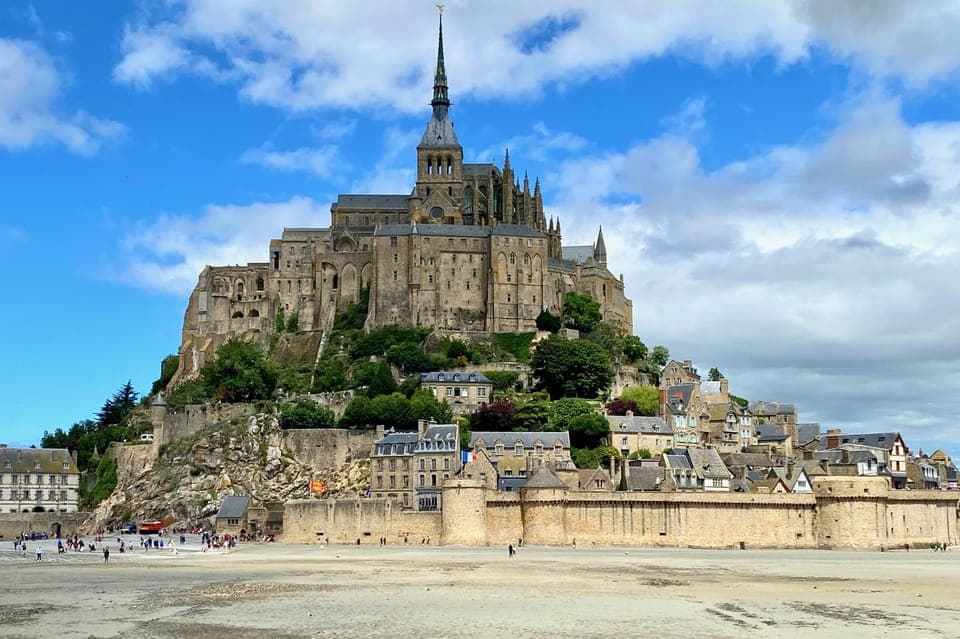Mont Saint-Michel & Bayeux Tapestry Private Tour from Paris Gallery Image 2