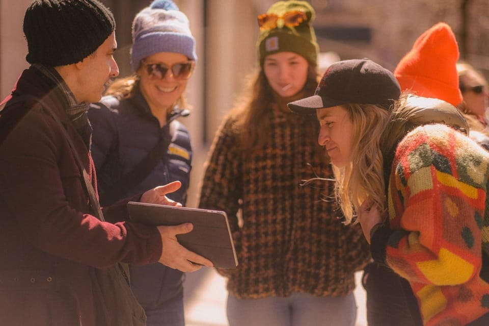 46. Fan Tribute: Taylor Swift in New York Walking Tour - Image 46