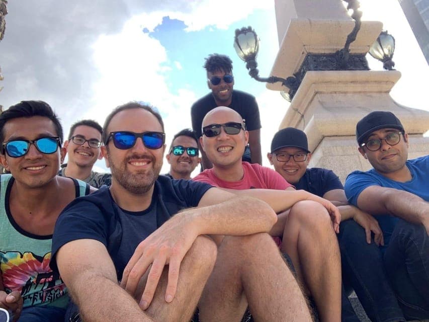 Zona Rosa Pub Crawl Experience Gallery Image 1