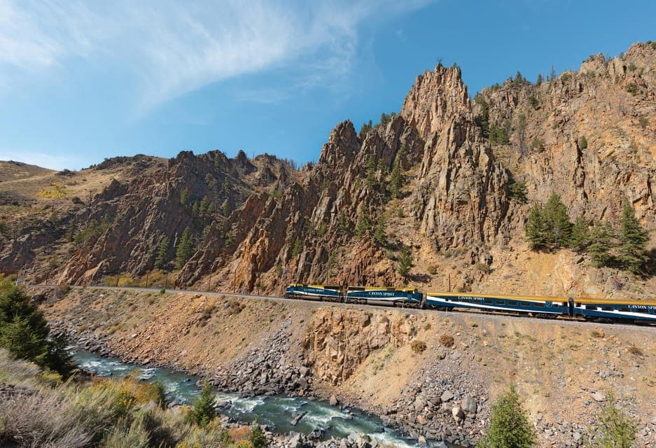 Denver to Moab: Rocky Mountaineer 2-Day Scenic Luxury Train Gallery Image 2