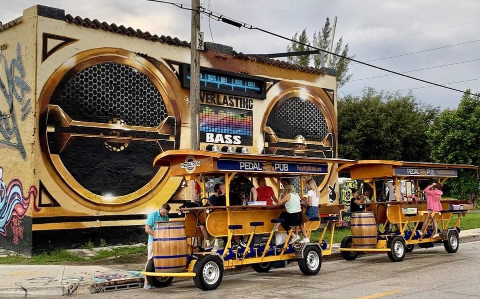 Pedal Pub Miami: Art District Party Bike Pub Crawl Gallery Image 4