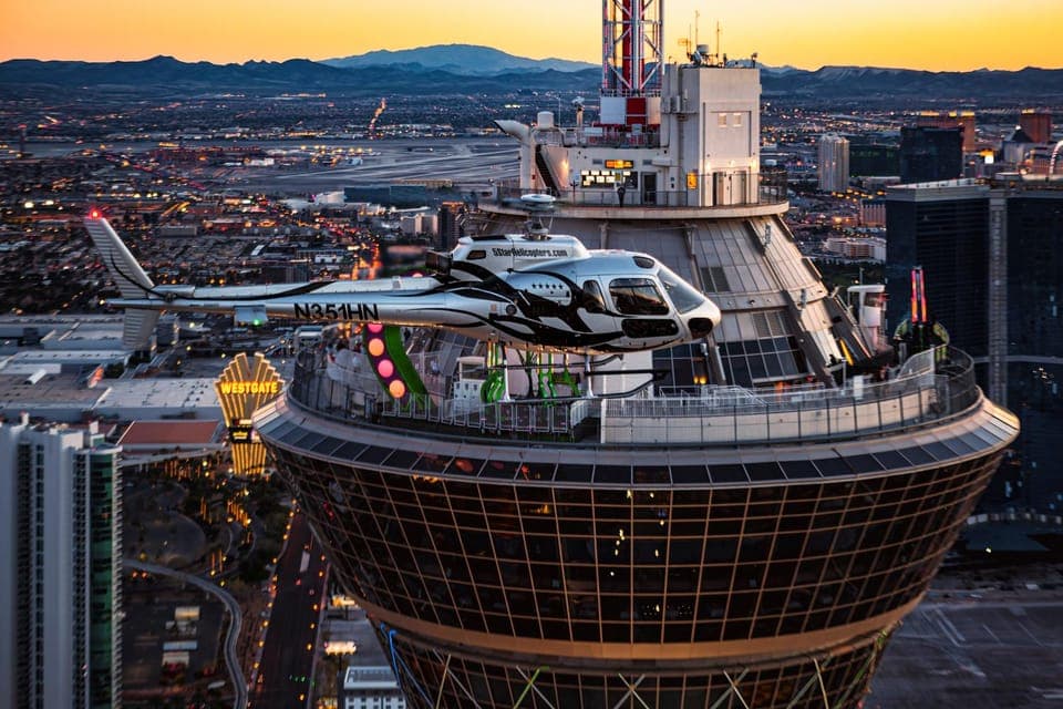 Las Vegas Night Strip Helicopter Wedding Ceremony Package Gallery Image 2