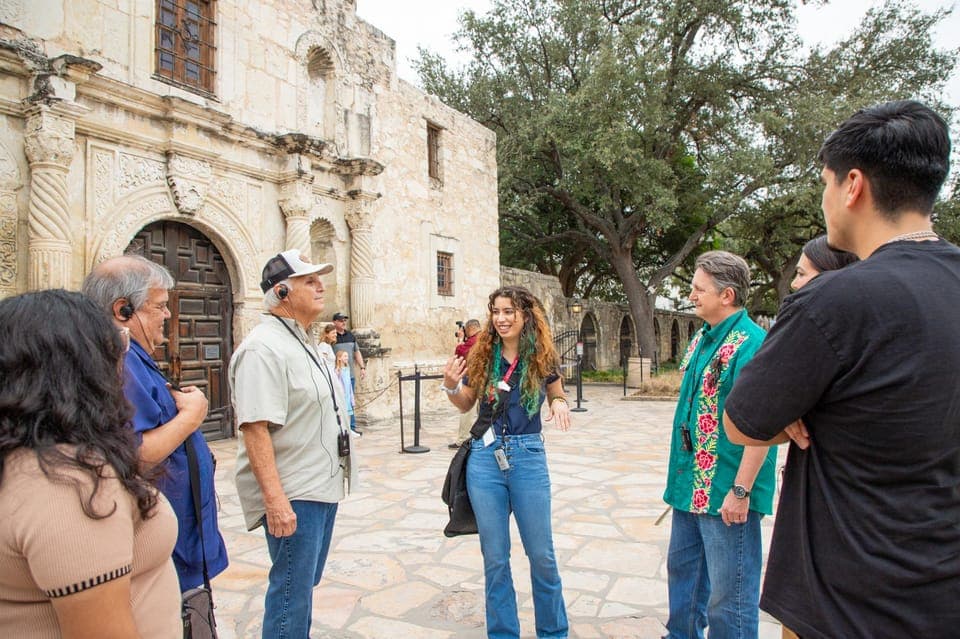 The Alamo Guided Tour in Spanish Gallery Image 3