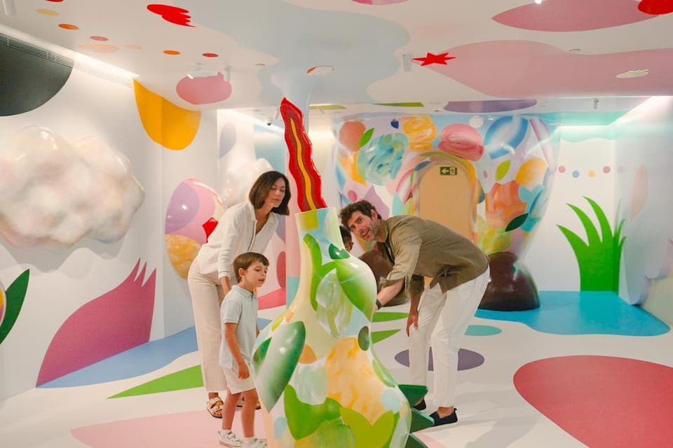 Barcelona Pass: White Rabbit & House of Candy Combo Ticket Gallery Image 4