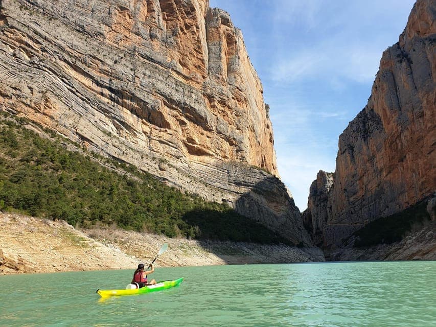 Kayak rental in the Mont-rebei gorge Gallery Image 3