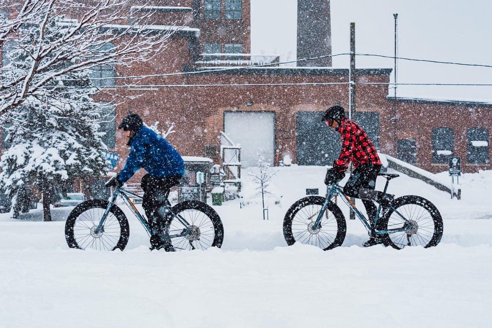 Fatbike rental - Au Canal-de-Lachine Gallery Image 1