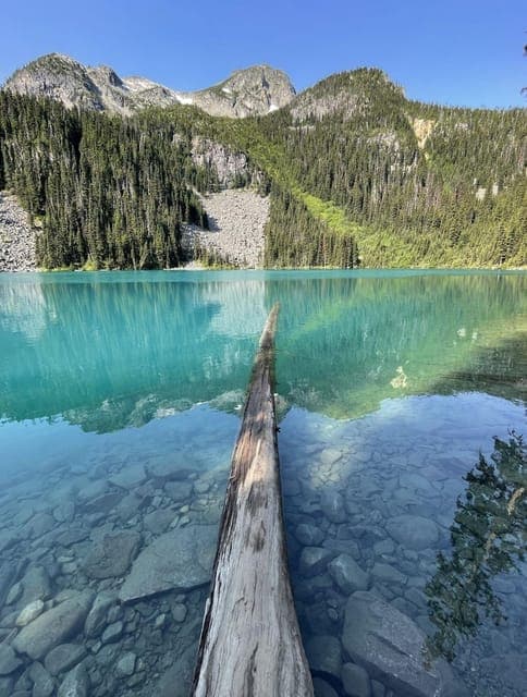 Joffre Lakes/ Hiking Day Trip Gallery Image 2