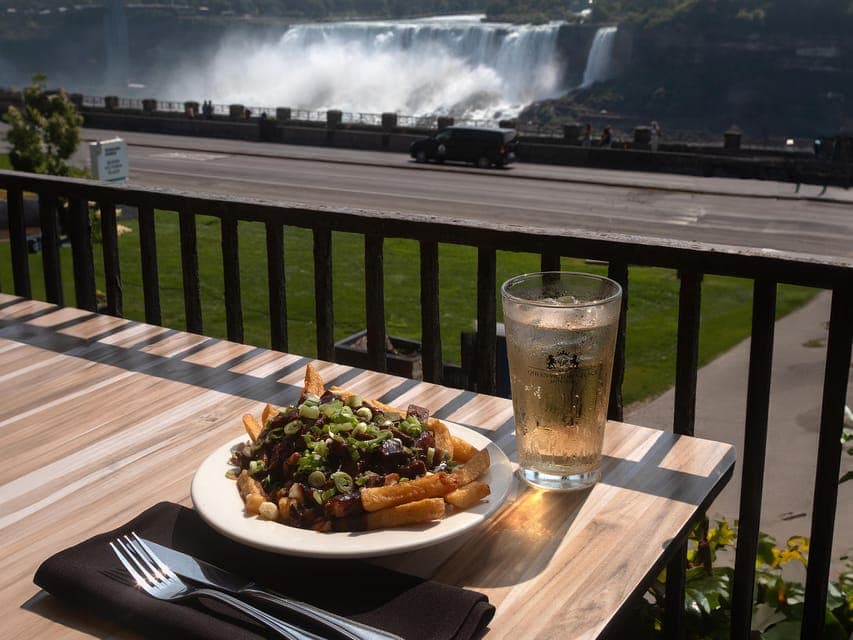 7. Niagara Falls, All Canadian Food Small Group Walking Tour - Image 7