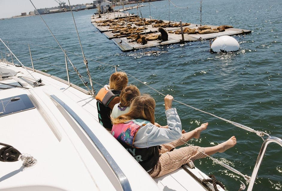 Relax on a Morning, Day or Sunset Luxury Sail Gallery Image 3