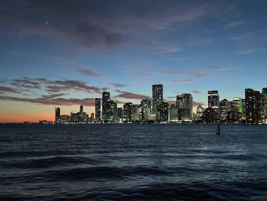 Miami Millionaire Cruise & City Tour 5 stops & Cuban Coffee Gallery Image 3