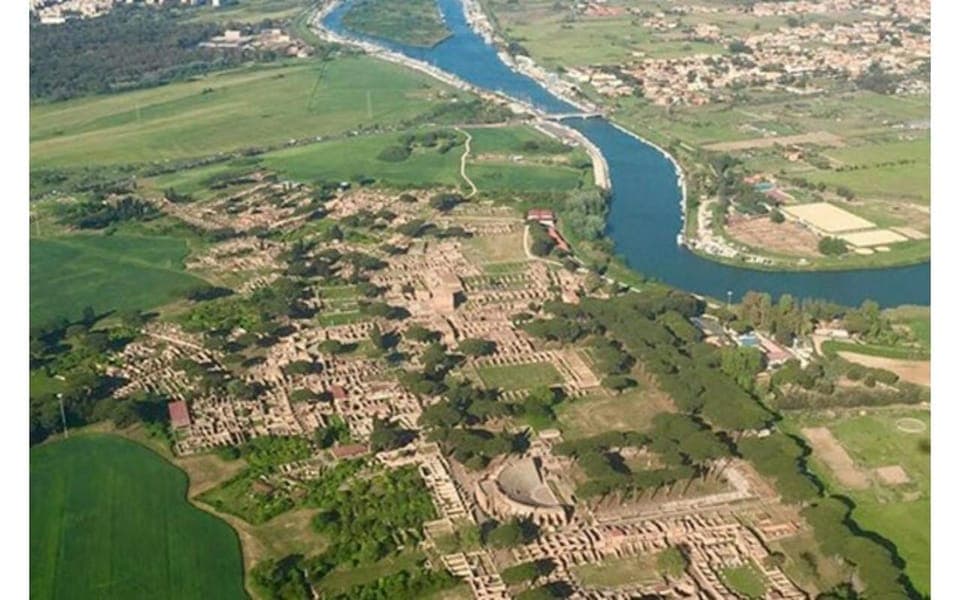 Ostia Antica Private Tour with a Local Guide Gallery Image 4