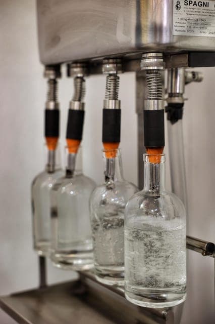 Caribbean Moonshine Distillery Tour and Tasting Gallery Image 4