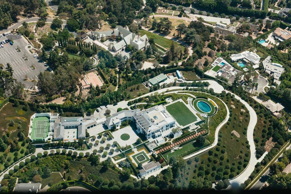 Beverly Hills and Hollywood: Helicopter Tour Gallery Image 4