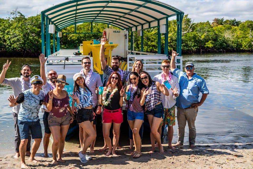 Sandbar Splash and Yacht Tour in Fort Lauderdale Gallery Image 2