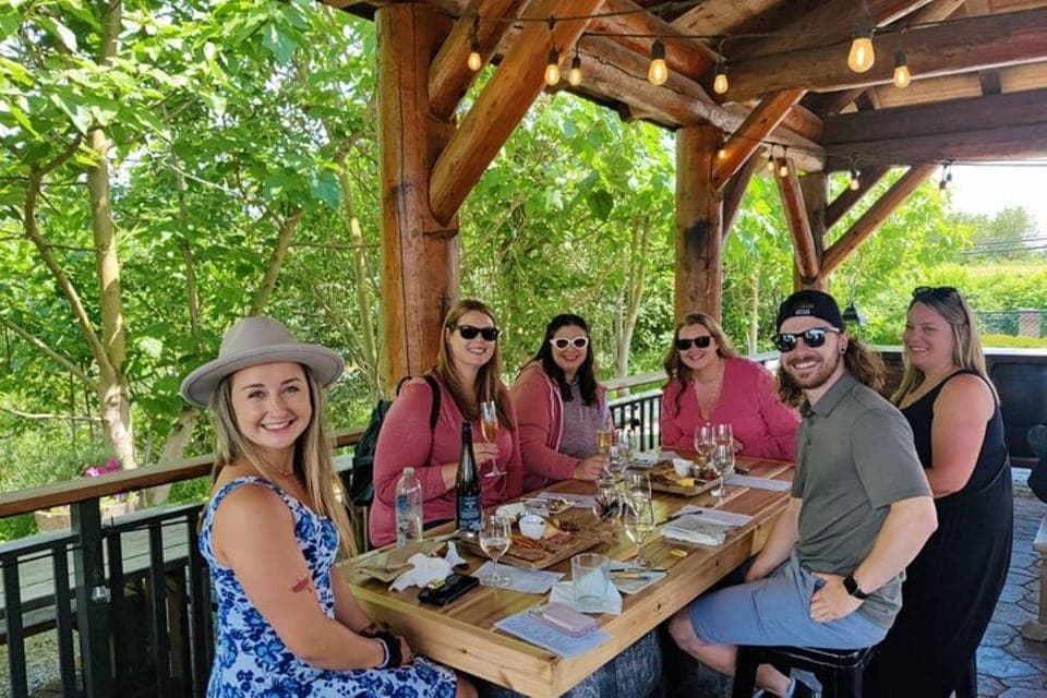 18. Fraser Valley and White Rock Wine Tour - Image 18