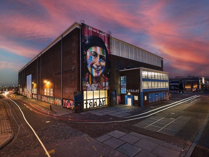 City Canal Cruise & Straat Museum Gallery Image 4