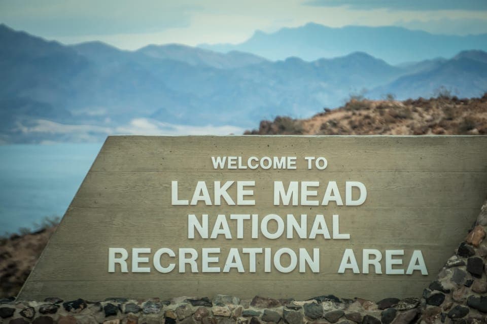 Lake Mead Wildlife & Seven Magic Mountains Gallery Image 4