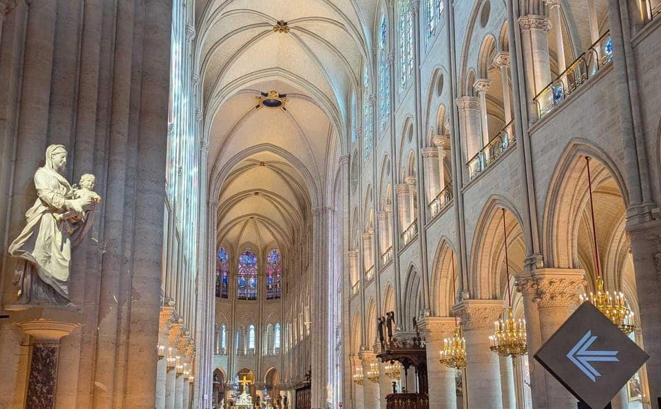 Notre Dame Audio Tour with Crypt Ticket Gallery Image 3