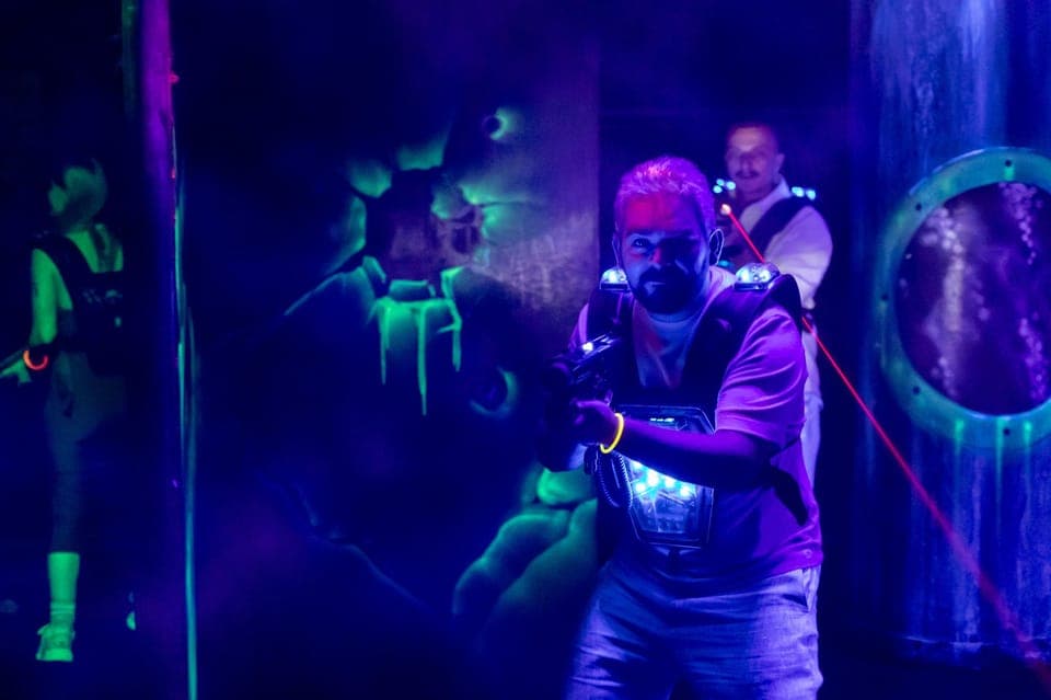 Aloha Amsterdam: Laser Tag Experience Gallery Image 4