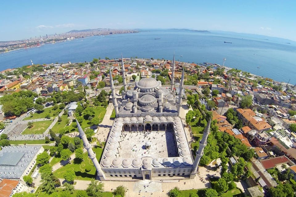 Istanbul: Blue Mosque and Hagia Sophia Tour w/Entry Tickets - Image 7